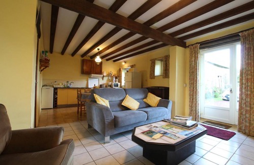 Bacilly House | 100 m² Gîte ∙ 2 bedrooms ∙ 3 guests