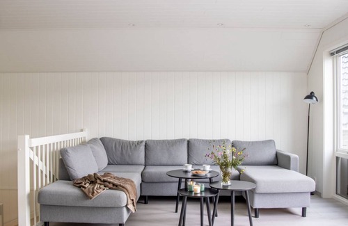 Bomlo House | 100 m² House ∙ 1 bedroom ∙ 8 guests