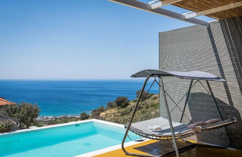 Mirthios House | 100 m² House ∙ 3 bedrooms ∙ 6 guests