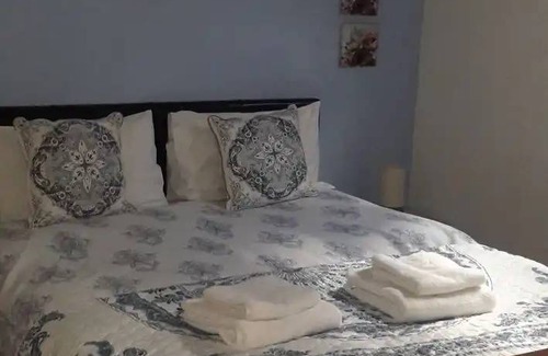 Cressat House | 100 m² House ∙ 3 bedrooms ∙ 6 guests