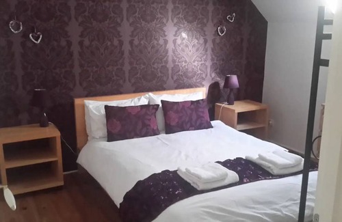 Cressat House | 100 m² House ∙ 3 bedrooms ∙ 6 guests