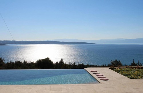 Kilada House | 100 m² House ∙ 3 bedrooms ∙ 8 guests