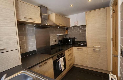 West Thurrock House | 100 m² House ∙ 4 bedrooms ∙ 8 guests