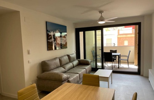 Burjasot Resort | 100 m² Private room ∙ 1 bedroom ∙ 10 guests