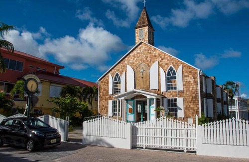 Pelican Key Resort | 100 m² Resort ∙ 2 bedrooms ∙ 127 guests