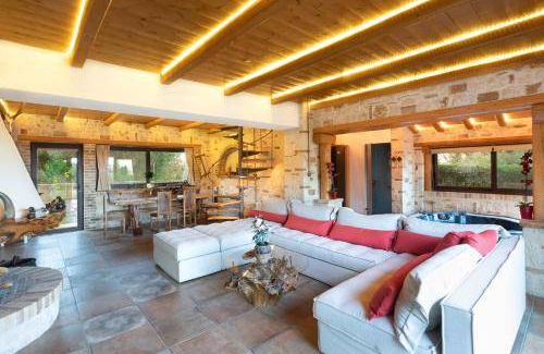 Corfu Villa | 100 m² Villa ∙ 1 bedroom ∙ 6 guests