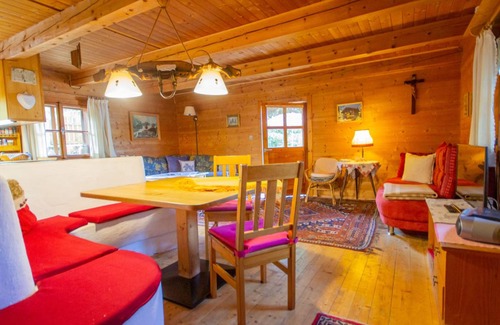 Stams Villa | 100 m² Villa ∙ 2 bedrooms ∙ 5 guests
