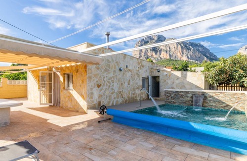 Polop Villa | 100 m² Villa ∙ 2 bedrooms ∙ 6 guests