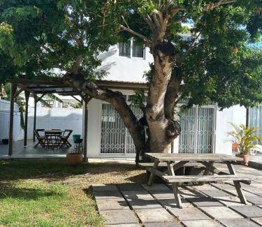 Balaclava Villa | 100 m² Villa ∙ 3 bedrooms ∙ 6 guests