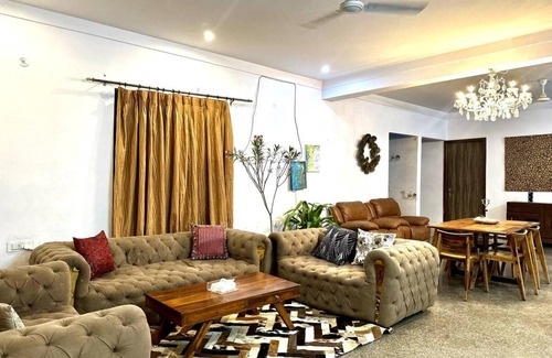 Gurugram Villa | 100 m² Villa ∙ 3 bedrooms ∙ 30 guests