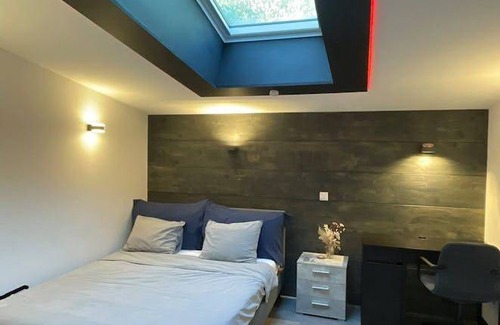 Biel House | 1000 m² House ∙ 3 bedrooms ∙ 8 guests