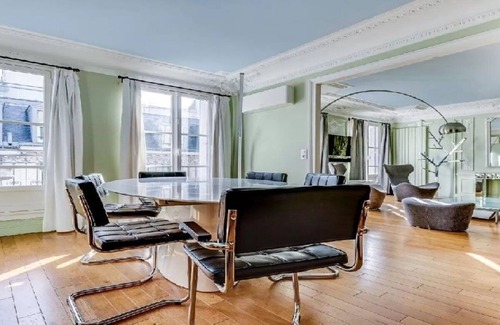 Chaussee-d'Antin Apartment | 100M2 THE LUXURY YOU WILL LOVE- OPERA MADELEINE TOP FLOOR!