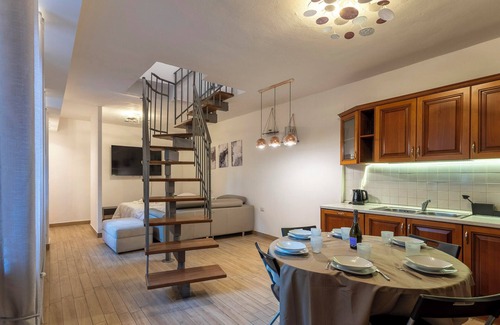 Pavia House | [100MQ & FREE PARKING] Charming House Ponte Coperto