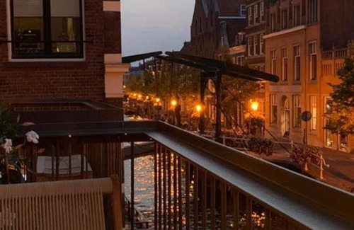 Leiden Apartment | 101 m² Apartment ∙ 2 bedrooms ∙ 6 guests