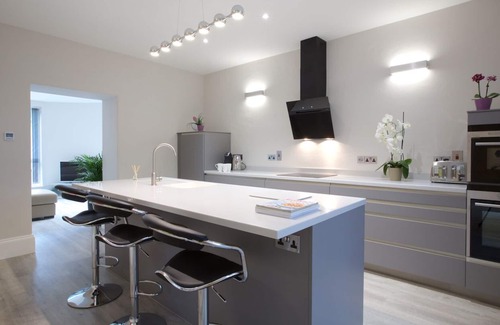 Nailsworth Apartment | (102)Beautiful Apartment in Landmark Cotswold Grade II Listed Georgian House -