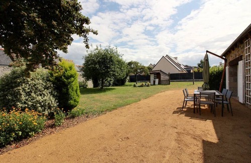 Langueux House | 105 m² Gîte ∙ 3 bedrooms ∙ 6 guests