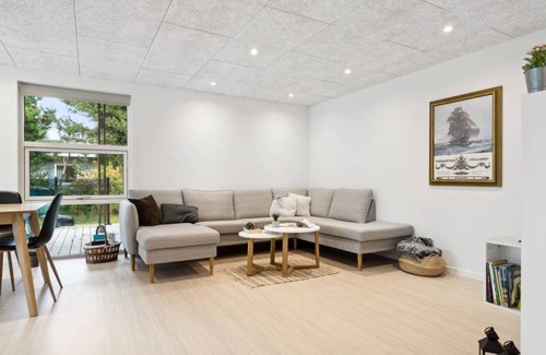 Vibæk Strand House | 105 m² House ∙ 1 bedroom ∙ 8 guests