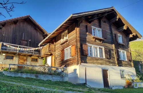 Degen House | 105 m² House ∙ 2 bedrooms ∙ 4 guests