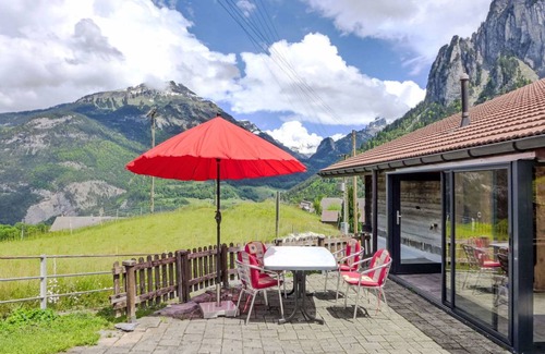 Innertkirchen Villa | 105 m² Villa ∙ 2 bedrooms ∙ 4 guests