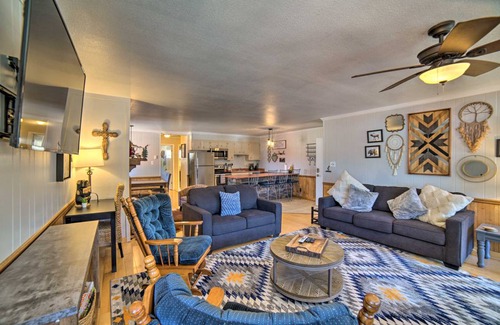Red River Apartment | 106 m² Apartment ∙ 2 bedrooms ∙ 5 guests