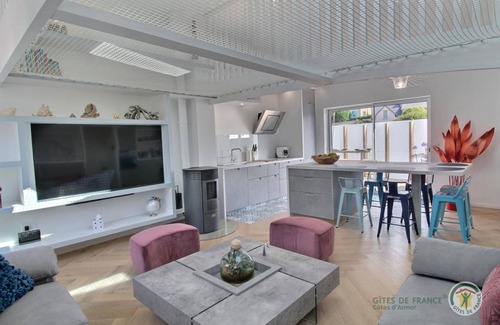 Perros-Guirec House | 106 m² Gîte ∙ 3 bedrooms ∙ 6 guests