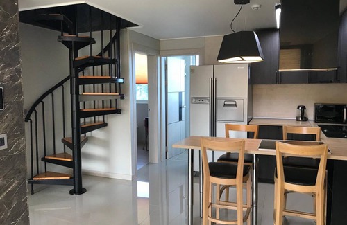 Downtown House | 106 m² Motel ∙ 3 bedrooms ∙ 10 guests
