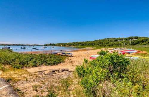 Aquinnah House | 107 m² House ∙ 3 bedrooms ∙ 7 guests