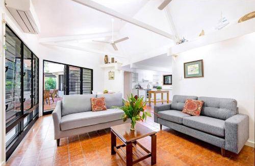 Nightcliff House | 1087 m² House ∙ 2 bedrooms ∙ 4 guests