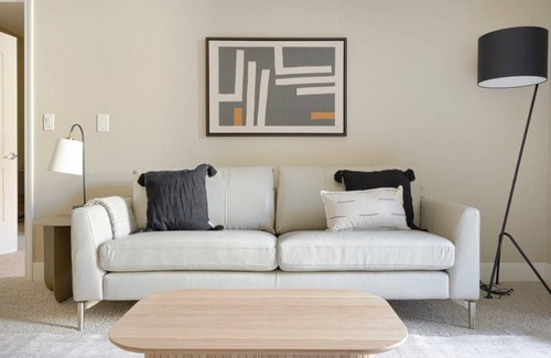 East San Mateo Apartment | 109 m² Apartment ∙ 2 bedrooms ∙ 4 guests