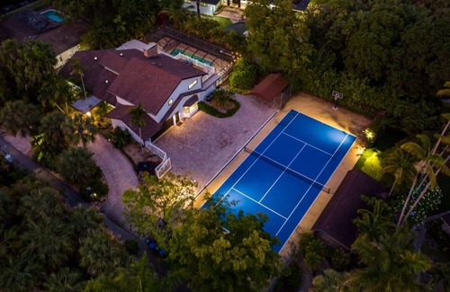 Fort Lauderdale House | 10BR Estate 2 Homes Tennis Pool