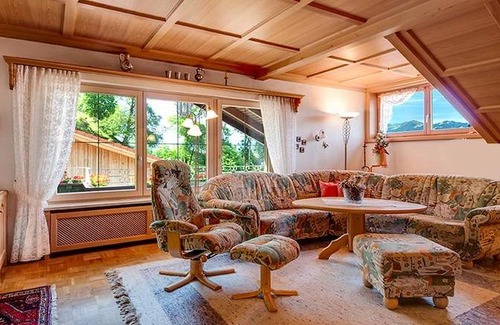 Burgberg Apartment | 110 m² Apartment ∙ 3 bedrooms ∙ 6 guests