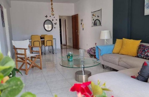 Limassol Apartment | 110 m² Apartment ∙ 2 bedrooms ∙ 6 guests