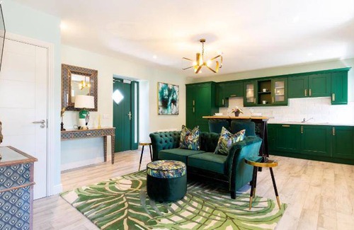 Navan Apartment | 110 m² Apartment ∙ 2 bedrooms ∙ 4 guests