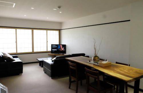 Kitaazumi-gun Apartment | 110 m² Apartment ∙ 3 bedrooms ∙ 6 guests