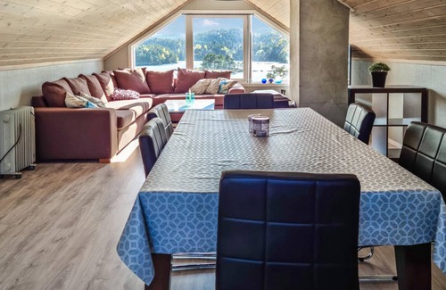 Mandal Apartment | 110 m² Apartment ∙ 3 bedrooms ∙ 6 guests