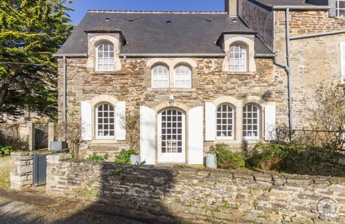 Barneville-Carteret House | 110 m² Gîte ∙ 3 bedrooms ∙ 6 guests