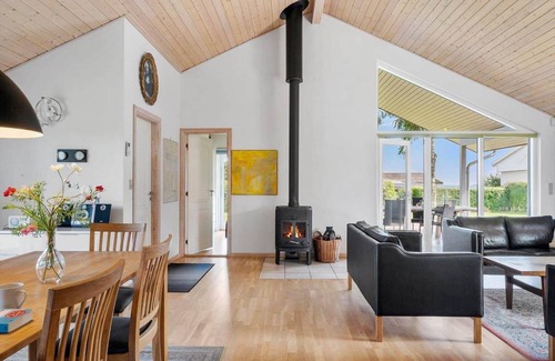 Hvidbjerg Strand House | 110 m² House ∙ 3 bedrooms ∙ 8 guests