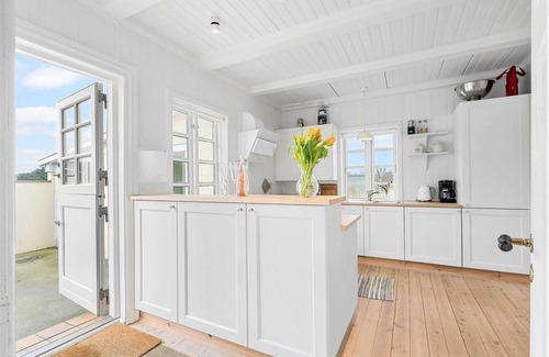 Sondervig House | 110 m² House ∙ 2 bedrooms ∙ 4 guests