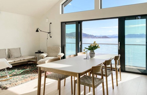 Giske House | 110 m² House ∙ 3 bedrooms ∙ 6 guests