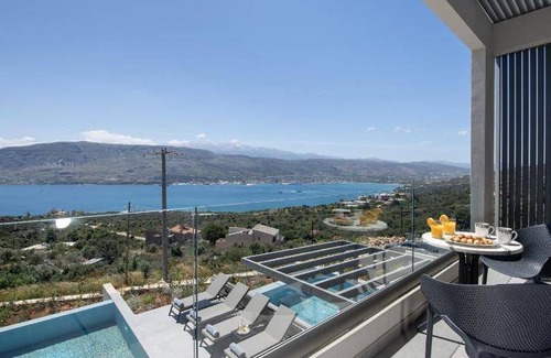 Pitharion Villa | 110 m² Villa ∙ 3 bedrooms ∙ 7 guests