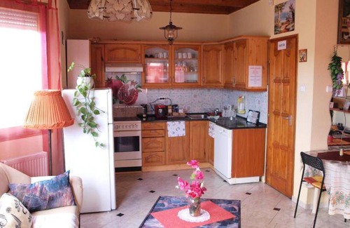 Dunavarsany Apartment | 112 m² Apartment ∙ 4 bedrooms ∙ 10 guests