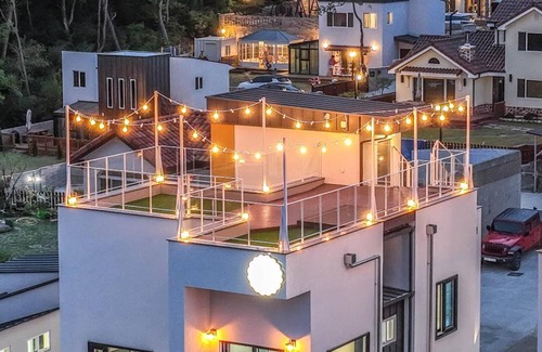 Gyeongju House | 112 m² Motel ∙ 2 bedrooms ∙ 12 guests
