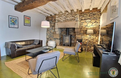 Treguier House | 113 m² Gîte ∙ 2 bedrooms ∙ 5 guests