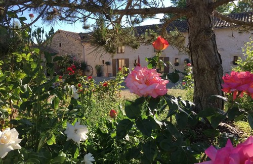 Sauze-Vaussais House | 114 m² House ∙ 4 bedrooms ∙ 8 guests