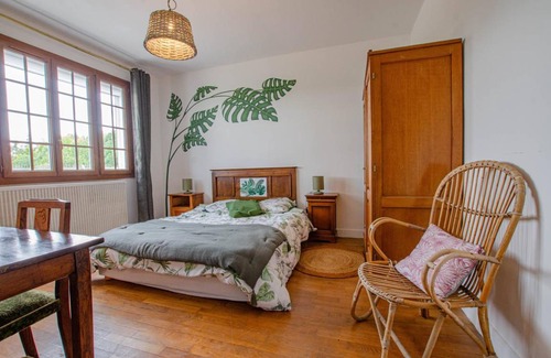 Rouilly-Sacey House | 115 m² Gîte ∙ 2 bedrooms ∙ 6 guests