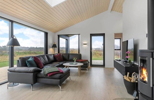 Lokken House | 115 m² House ∙ 4 bedrooms ∙ 7 guests