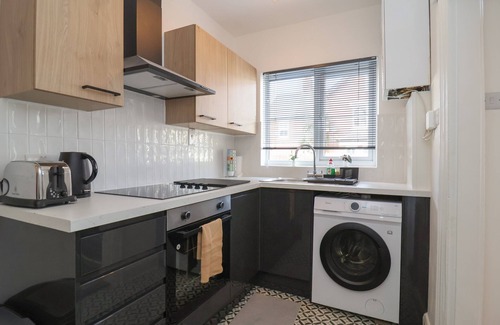 Felixstowe Cottage | 11a Manning Road