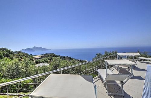 Schiazzano Villa | 12 bedroom villa with private pool for 28 guests on Sorrento & Amalfi Coast