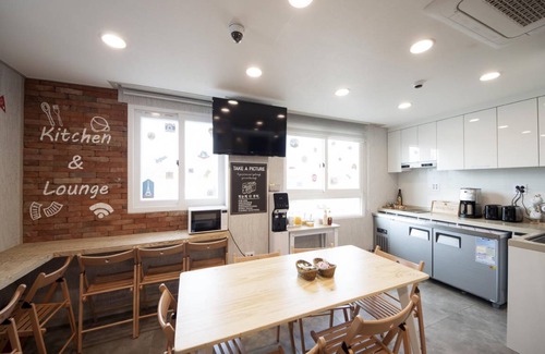 Namyeong-dong Bed & Breakfast | 12 m² Bed and breakfast ∙ 127 guests