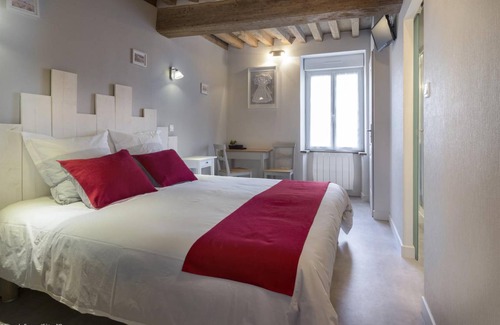 Chenove Hotel | 12 m² Hotel ∙ 1 bedroom ∙ 2 guests